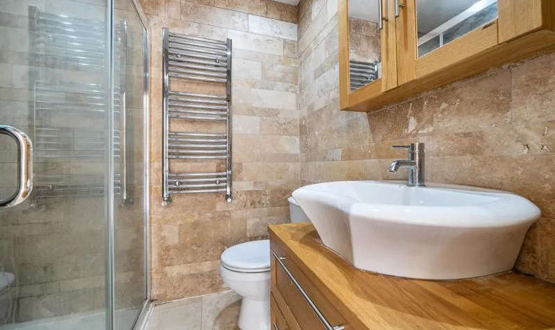 North View Crescent, Epsom, KT18, photo 21