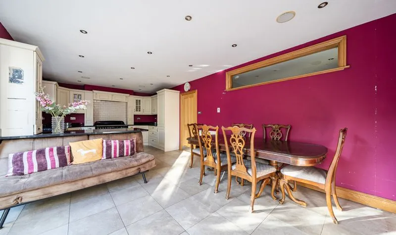 North View Crescent, Epsom, KT18, photo 5
