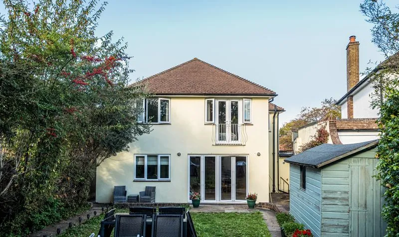 North View Crescent, Epsom, KT18, photo 28