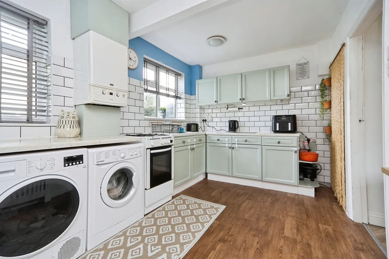 Branshaw Grove, Keighley, BD22, photo 3