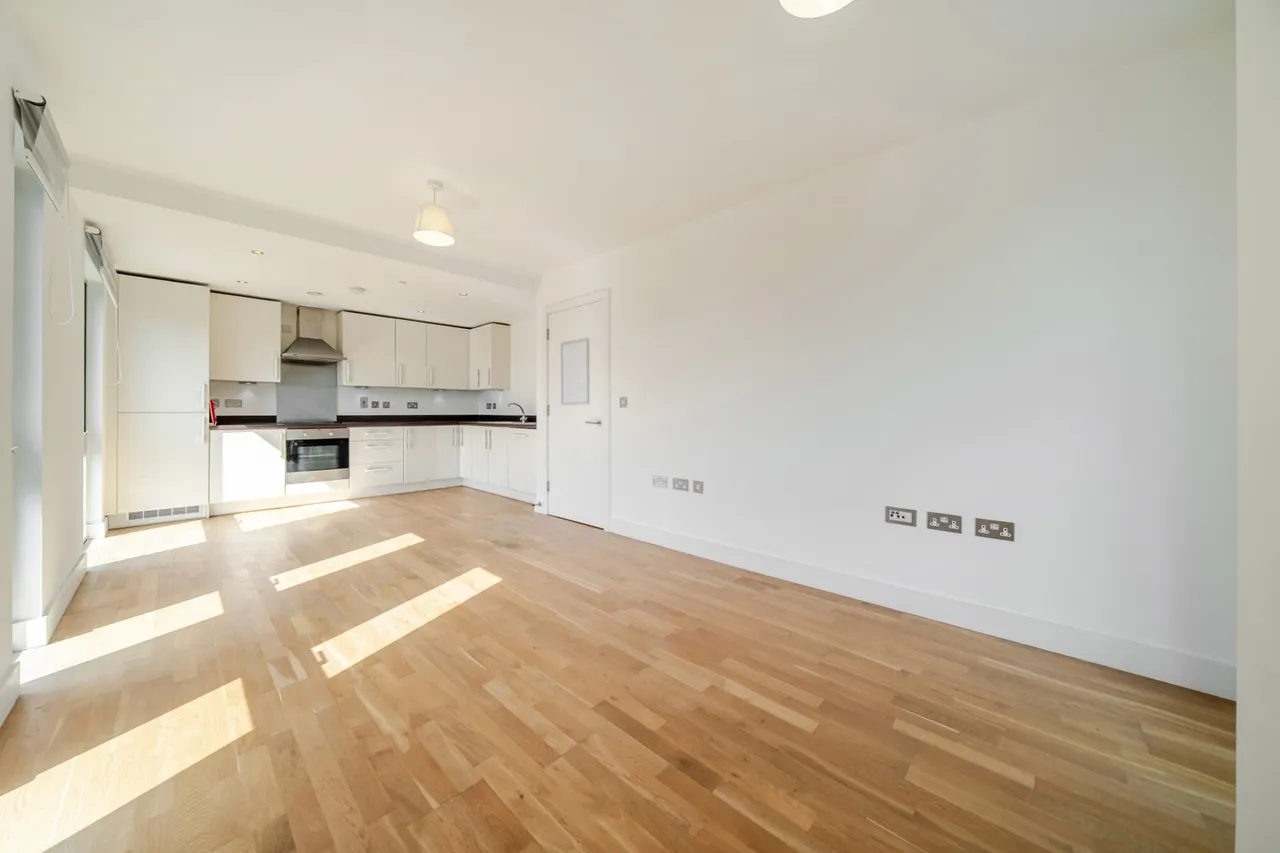 Love Lane, SE18, photo 14