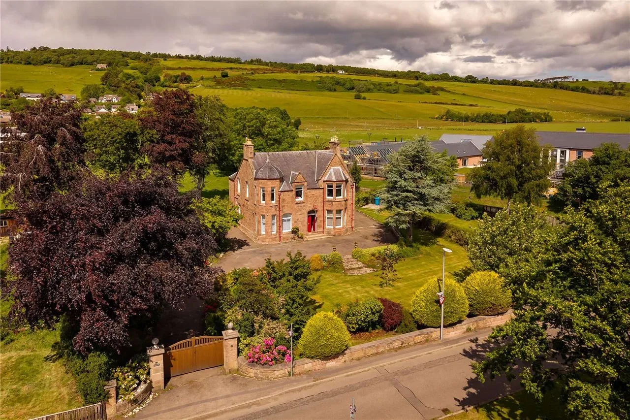 Strathallan House, 17 Deans Road, Fortrose, Highland, IV10 8TJ, photo 2