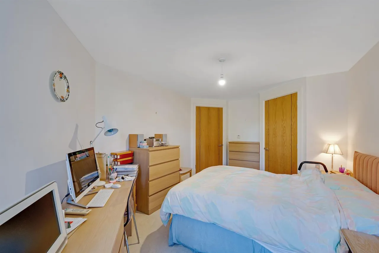 Kingston Road, Raynes Park, SW20, photo 9