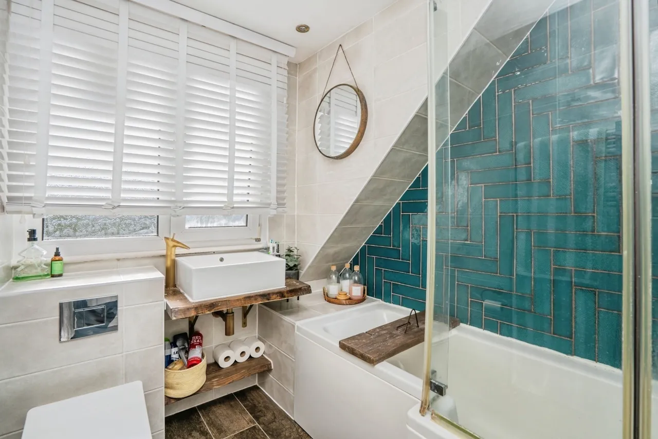 Kelsey Avenue, Southbourne, PO10, photo 13
