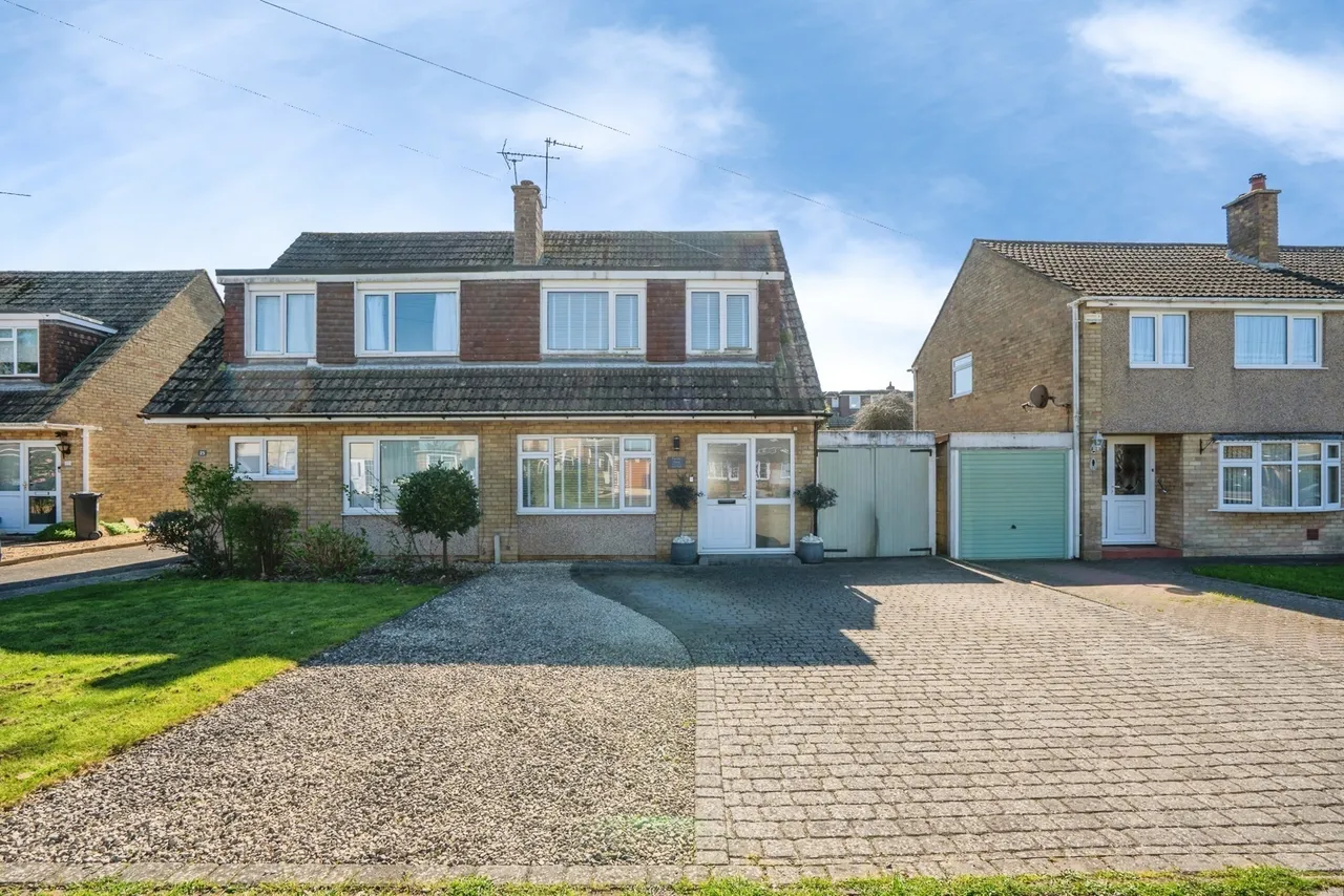 3 bed house for sale, Kelsey Avenue, Southbourne, PO10