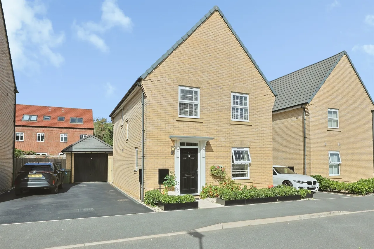 4 bed house for sale, Elham Road, Rackheath, NR13