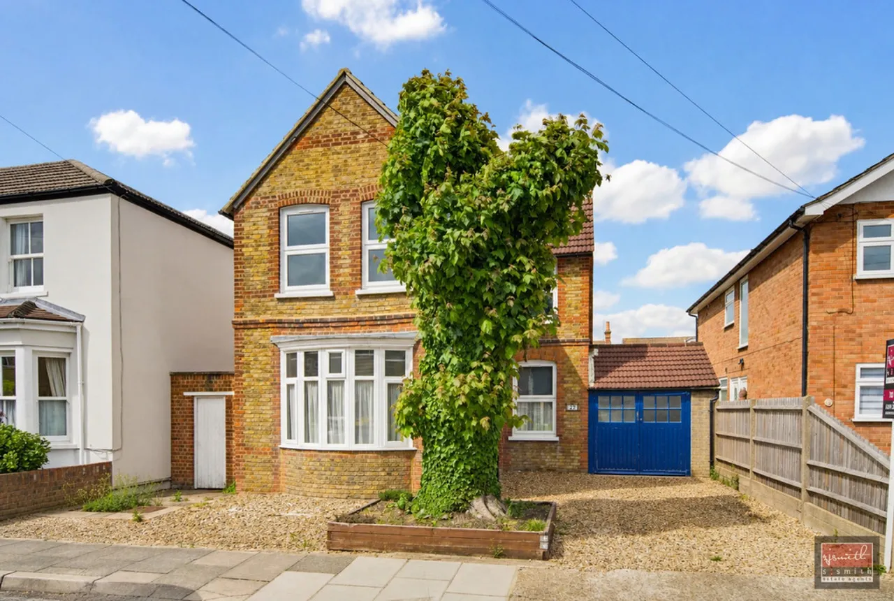 3 bed house for sale, Wolsey Road, Ashford, TW15