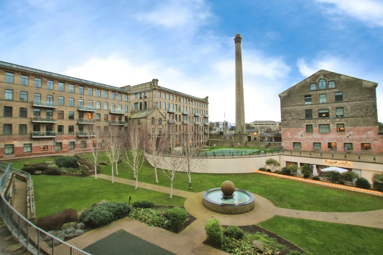 Victoria Mills, Shipley, Bradford, BD17, photo 4