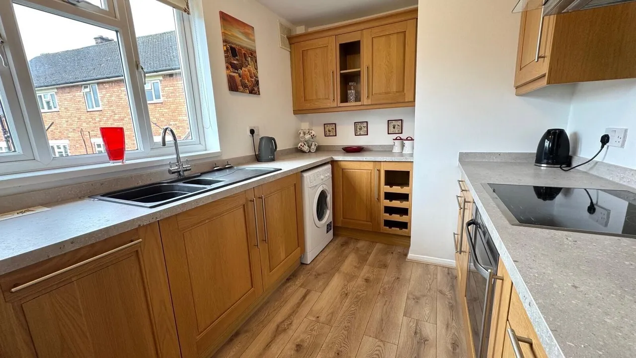 1 bed flat to rent, Bickley Avenue, Sutton Coldfield, B74