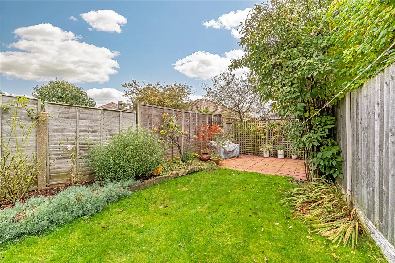 Prospect Crescent, Twickenham, TW2 7EA, photo 8