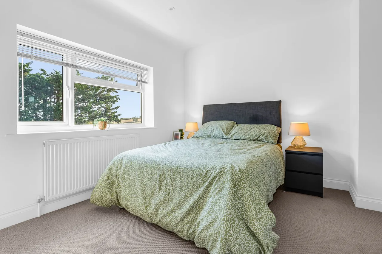 Gladstone Road, Dane End, SG12, photo 15