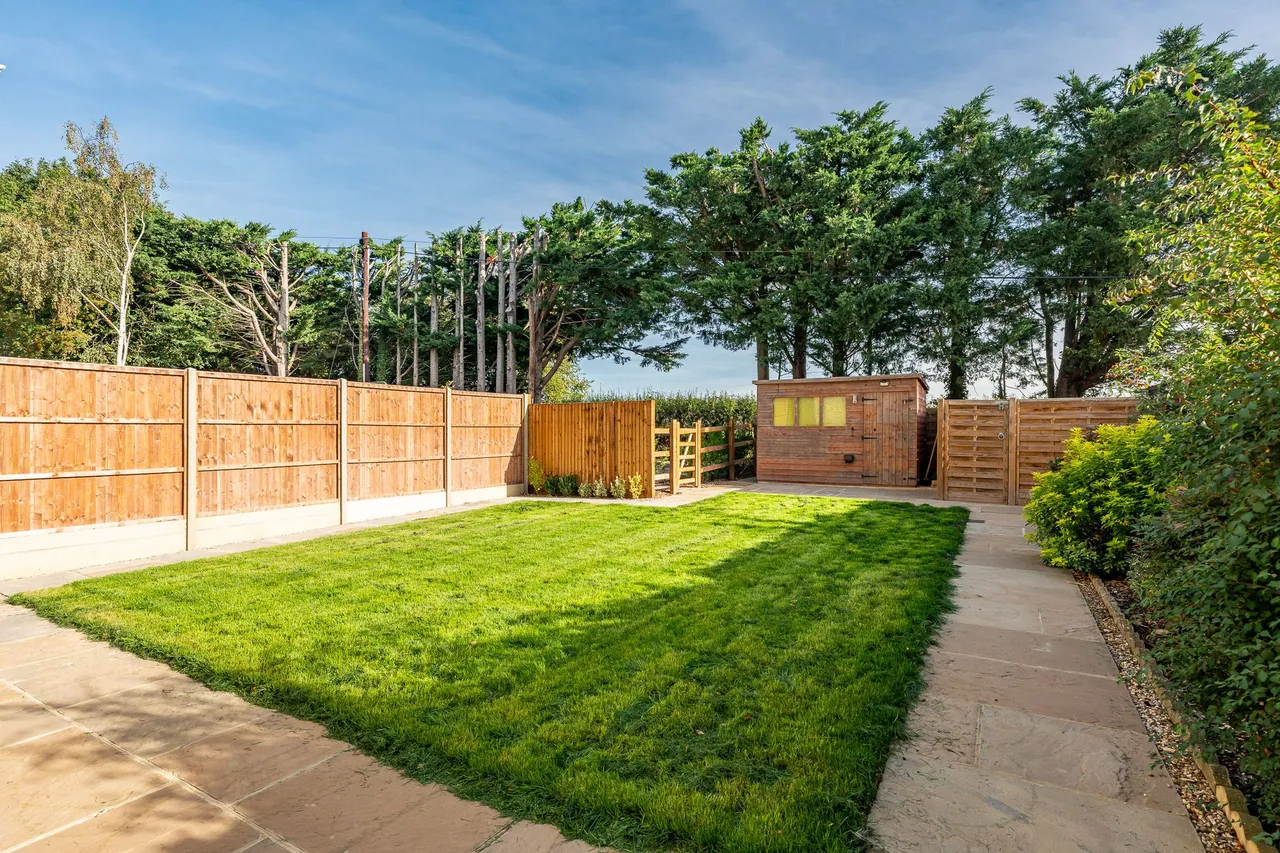Gladstone Road, Dane End, SG12, photo 2