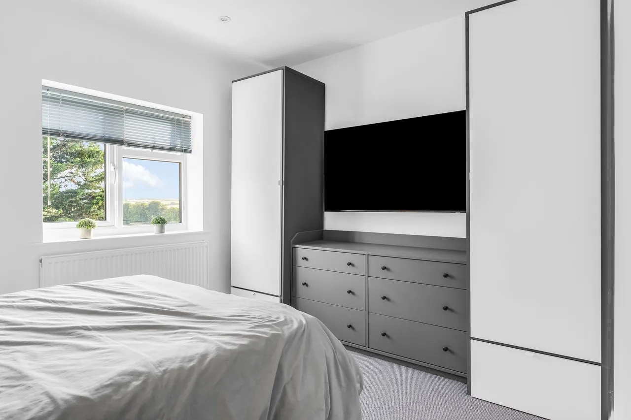 Gladstone Road, Dane End, SG12, photo 14