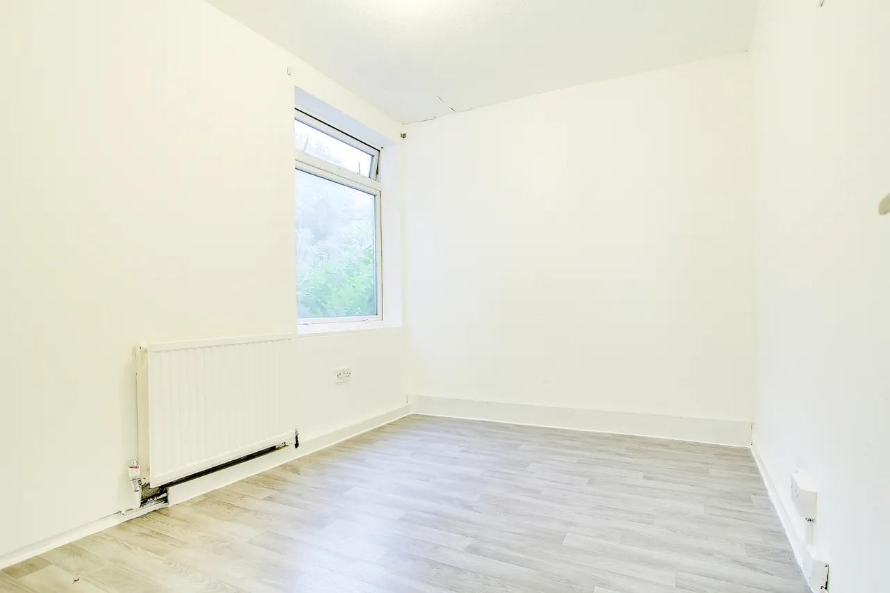 Selhurst Road, London, SE25, photo 5