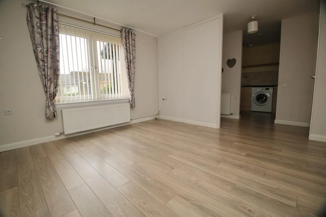 Lochinvar Road, Greenfaulds, Cumbernauld, G67 4AH, photo 4
