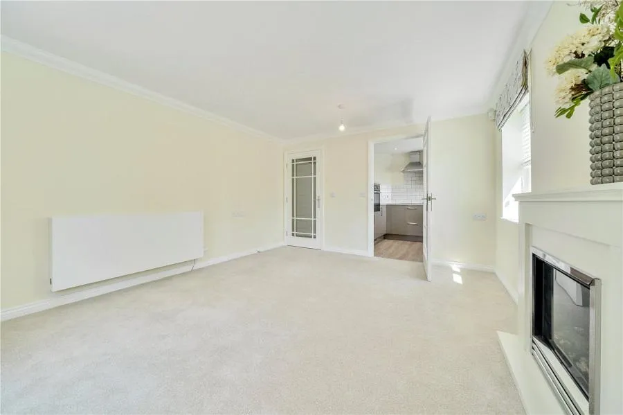Greyhound Lane, Thame, OX9, photo 4