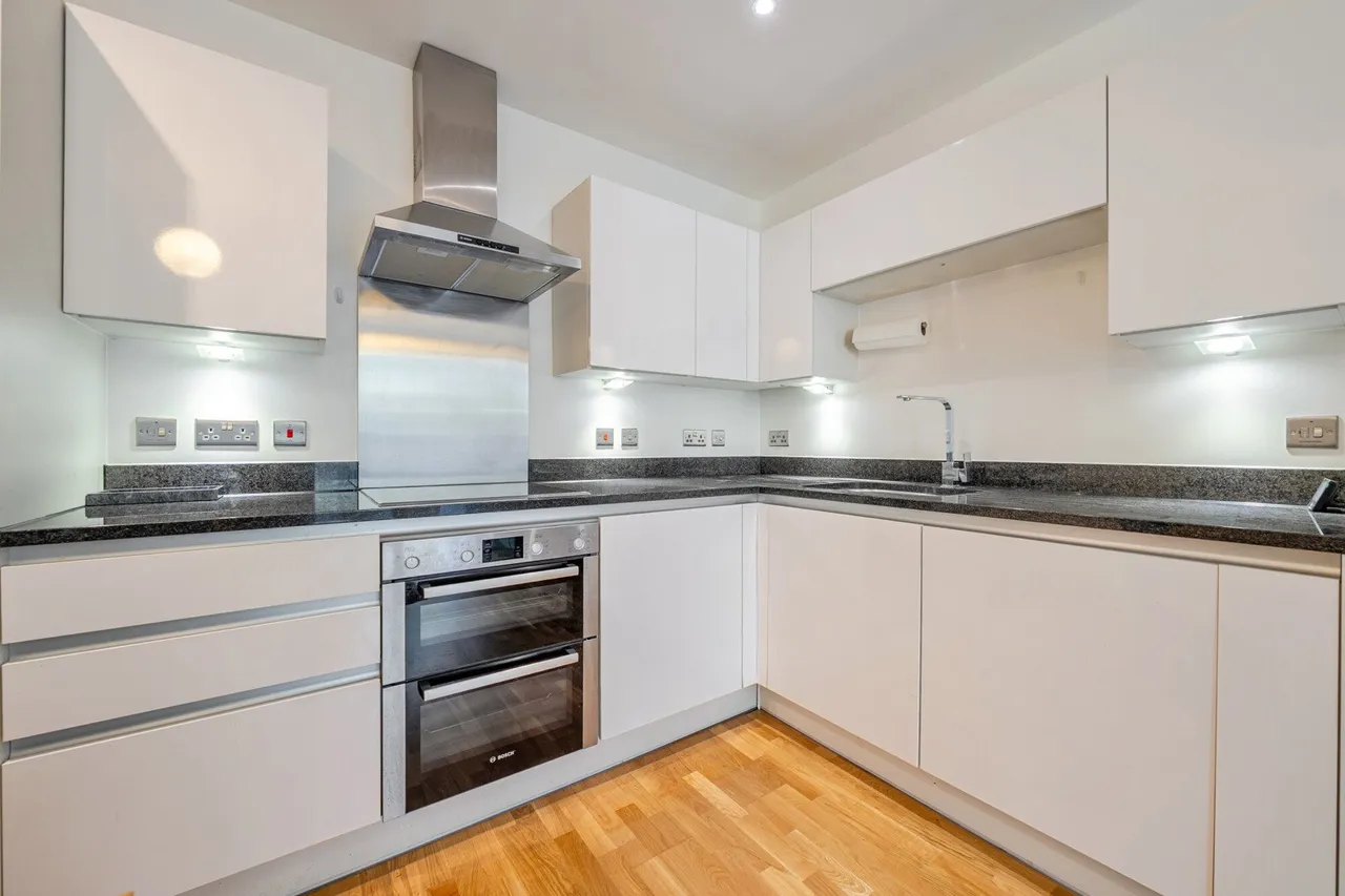 Larkwood Avenue, SE10, photo 9