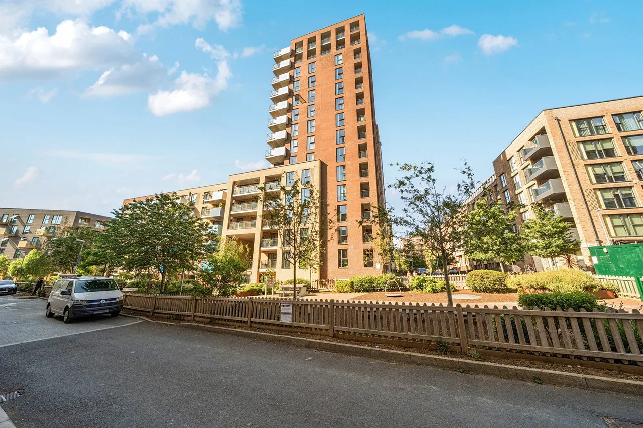 Larkwood Avenue, SE10, photo 13