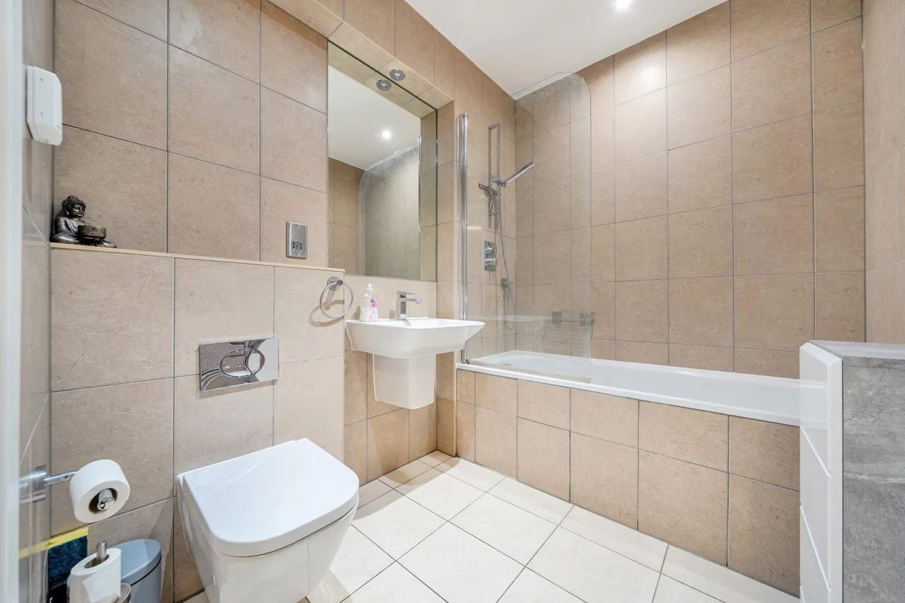 Larkwood Avenue, SE10, photo 6
