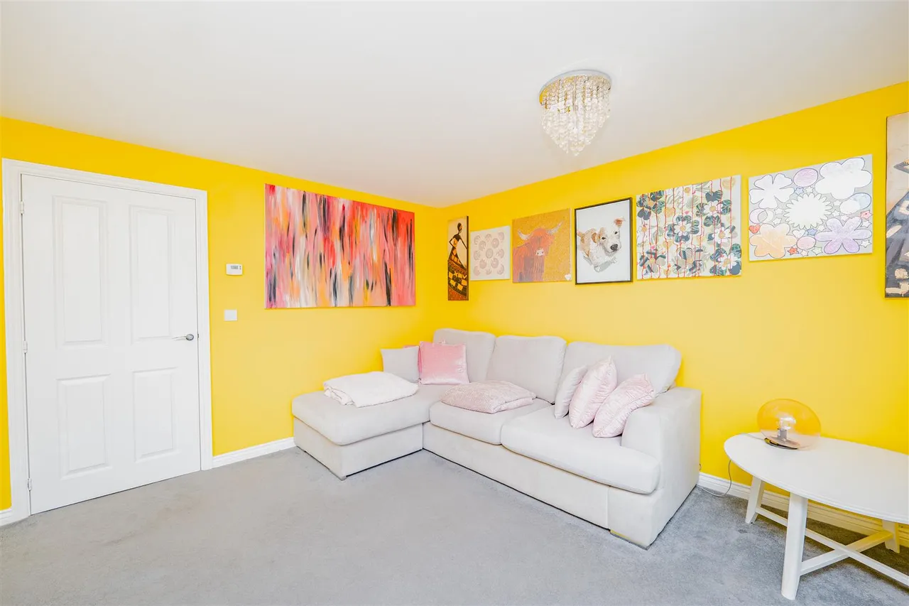 Mariners Walk, Barry, CF62 5AY, photo 8