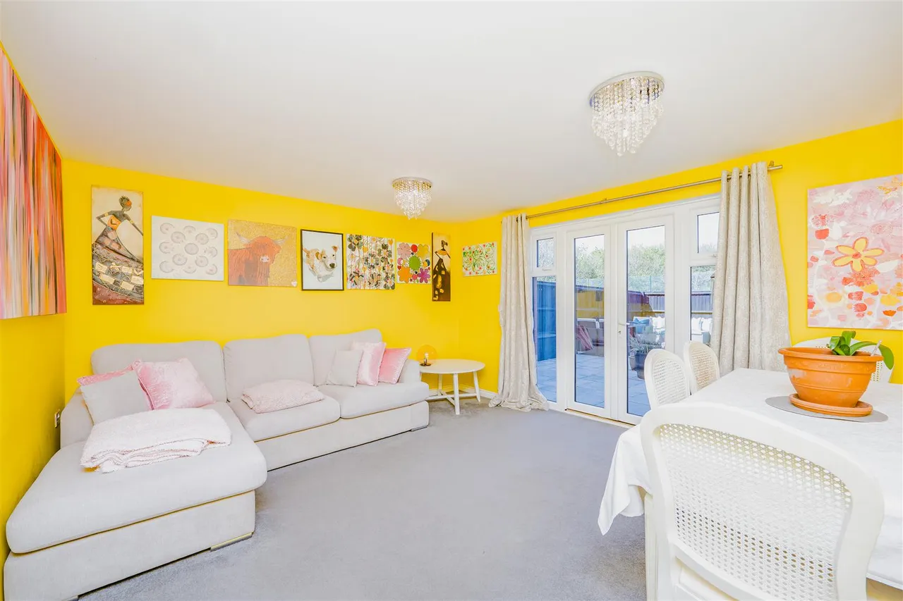 Mariners Walk, Barry, CF62 5AY, photo 3