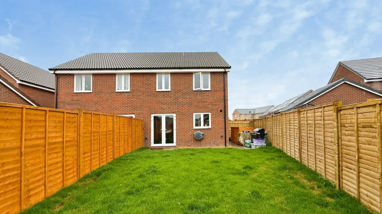 Tranquility Close, Warminster, photo 2