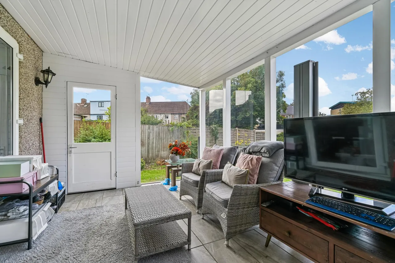 Plum Garth, Brentford, TW8, photo 13