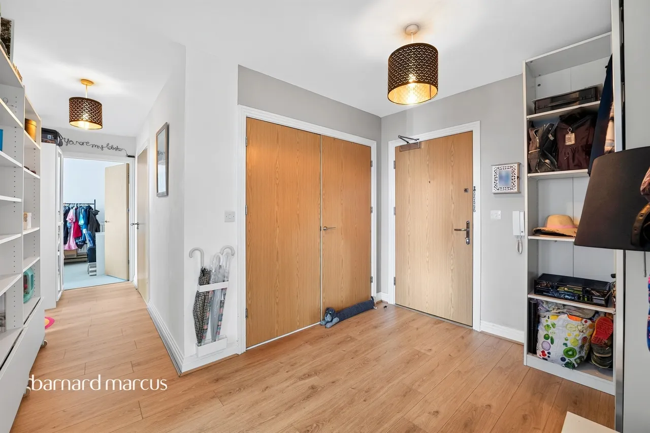 Quayle Crescent, London, N20, photo 13