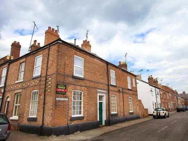 2 bed flat to rent — Cecil Street, Chester, Cheshire, CH3 5DP