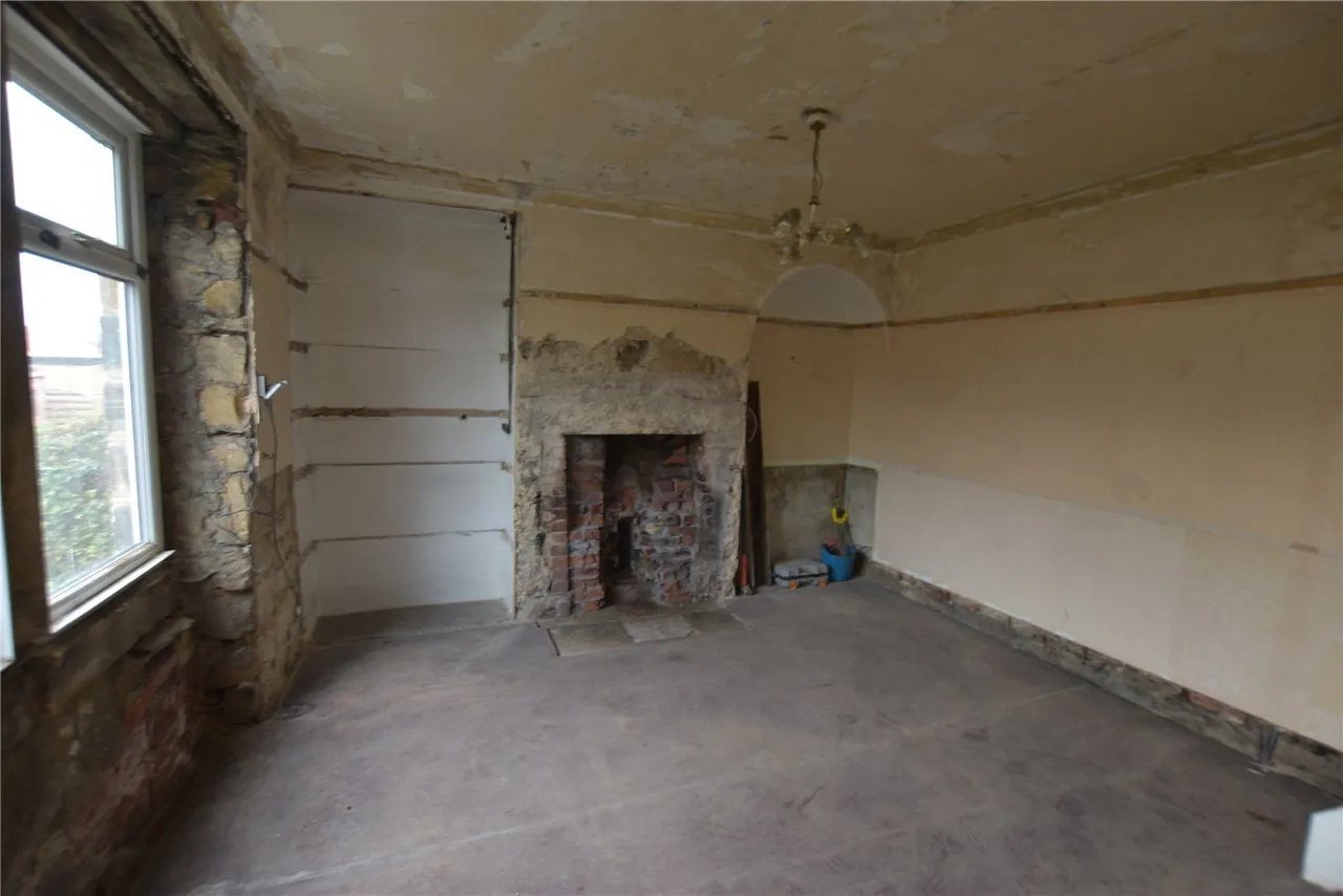 Hawthorn Crescent, Yeadon, LS19, photo 2