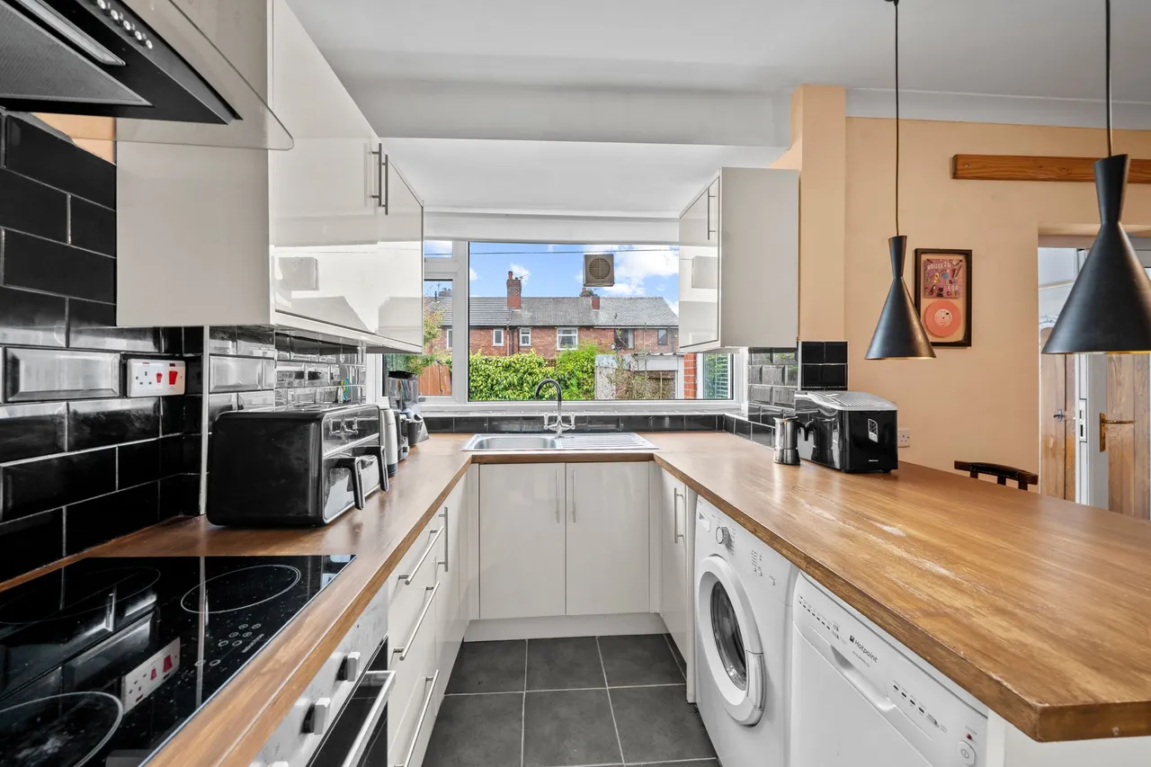 Holden Road, Leigh, WN7, photo 6