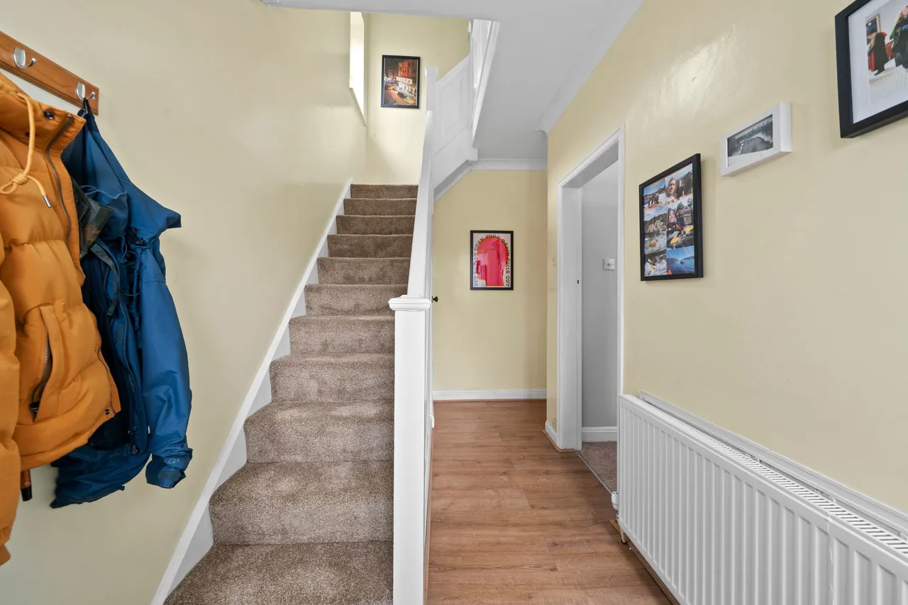 Holden Road, Leigh, WN7, photo 4