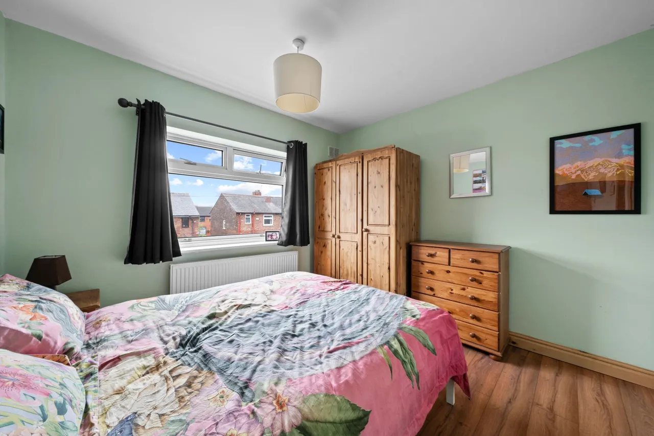 Holden Road, Leigh, WN7, photo 14