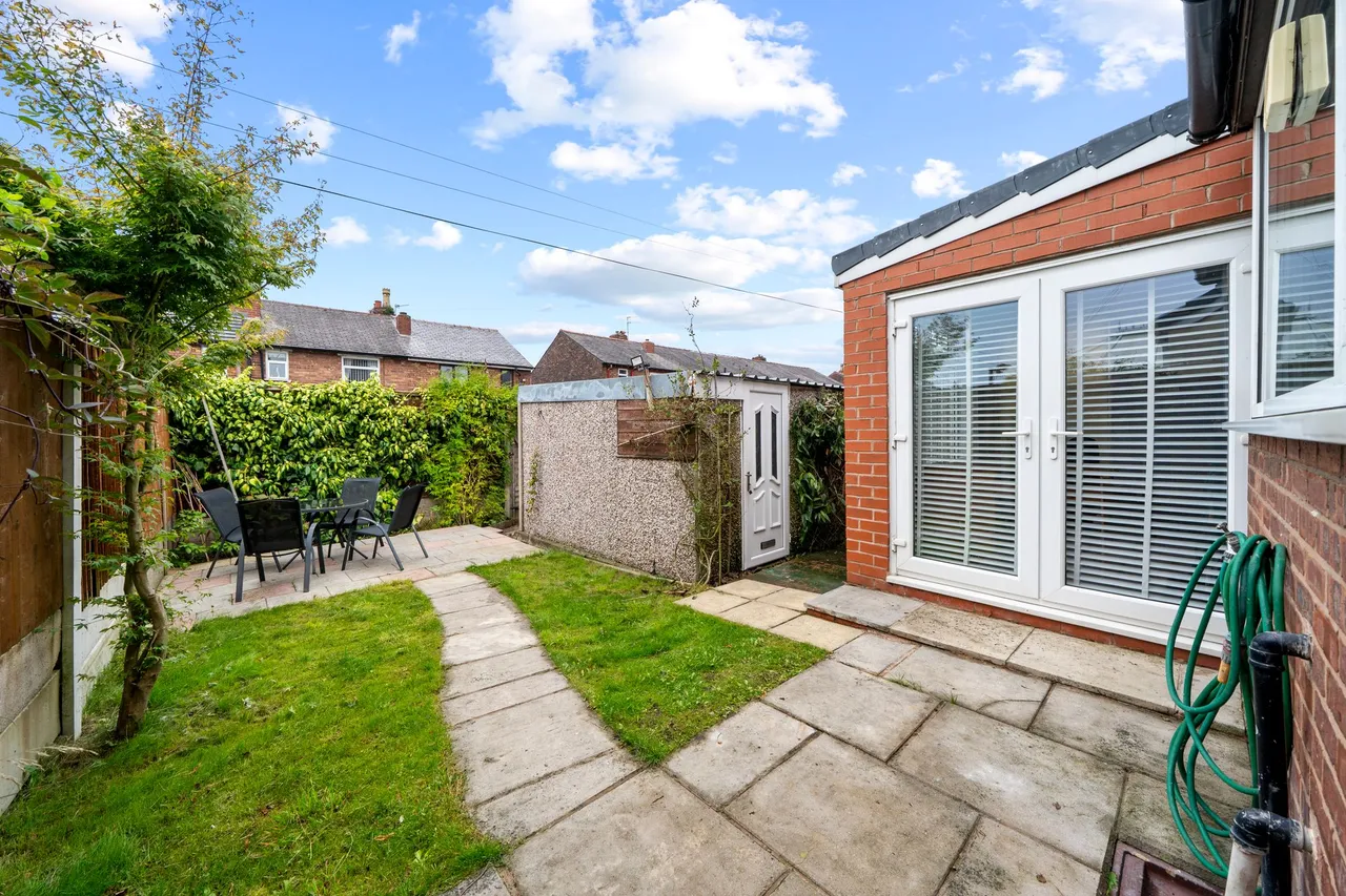 Holden Road, Leigh, WN7, photo 18
