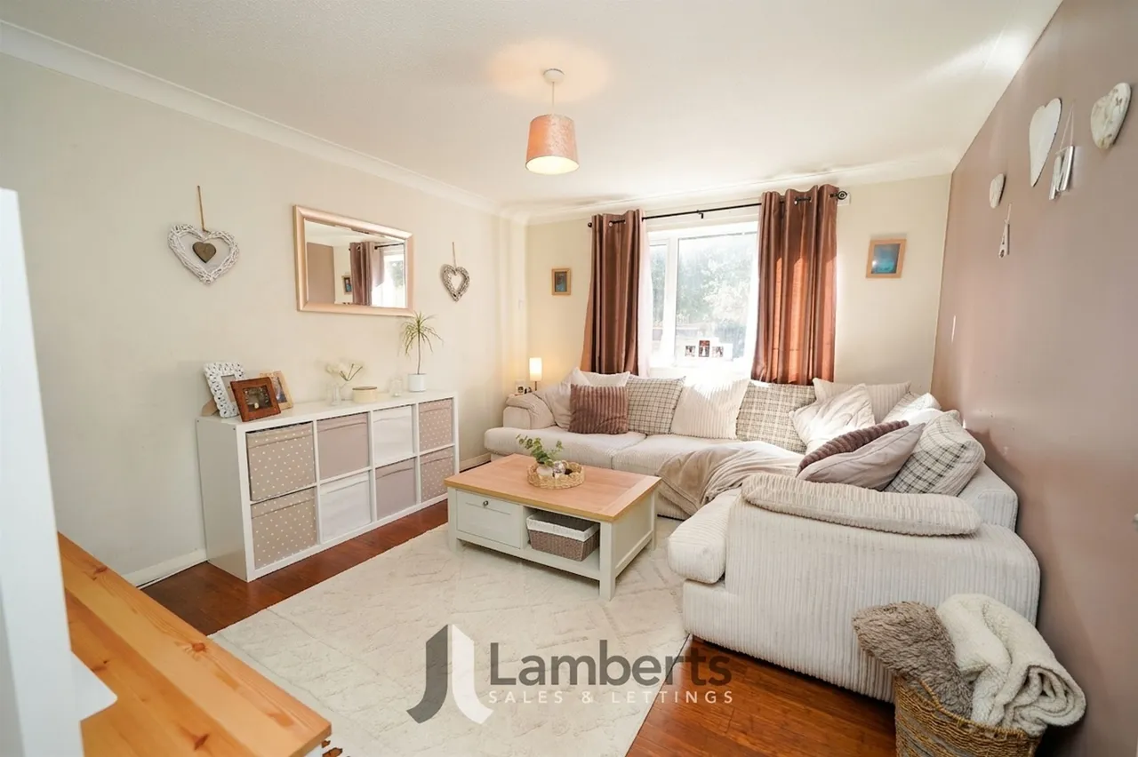 Upper Field Close, Redditch, photo 2