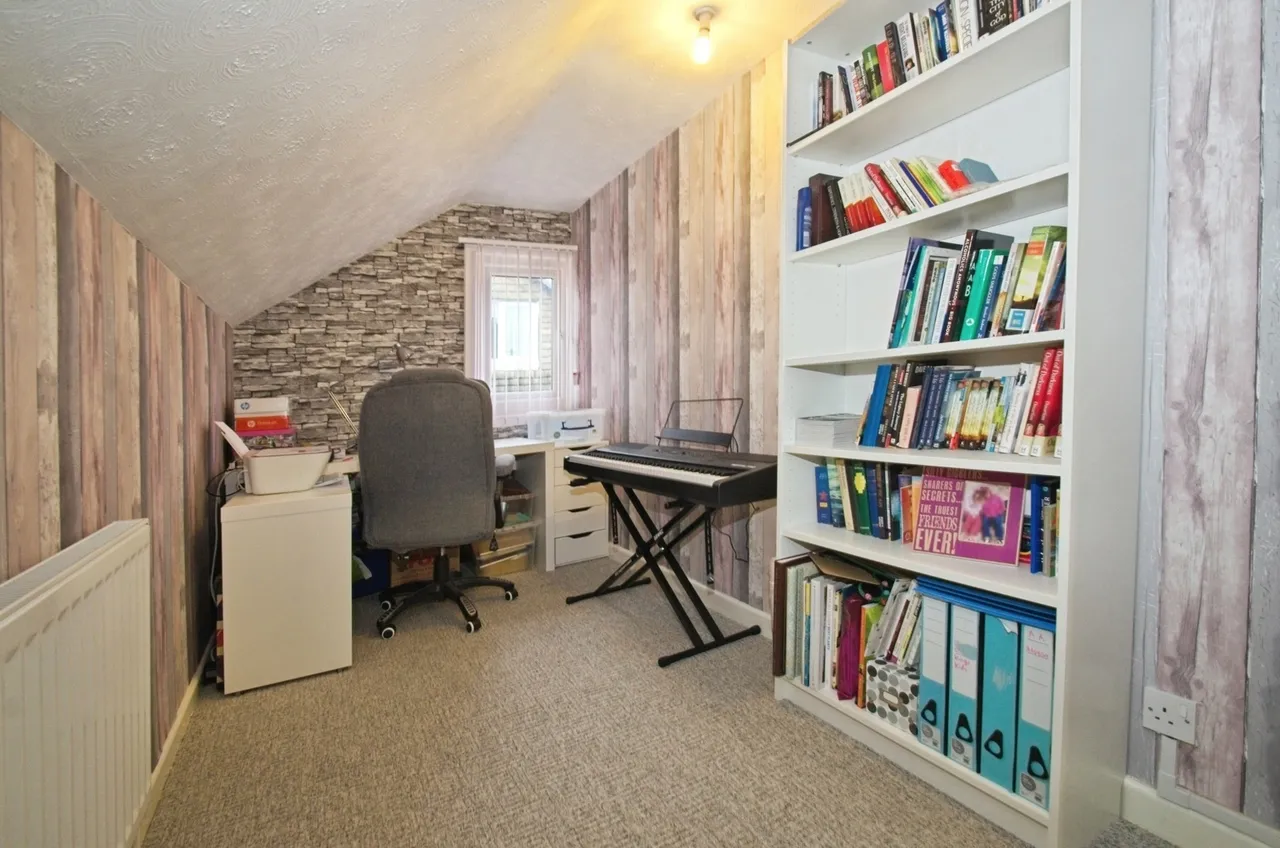 Anthony Drive, Caerleon, Newport, NP18, photo 13