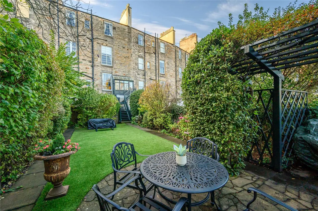 Drummond Place, New Town, Edinburgh, EH3 6PW, photo 2