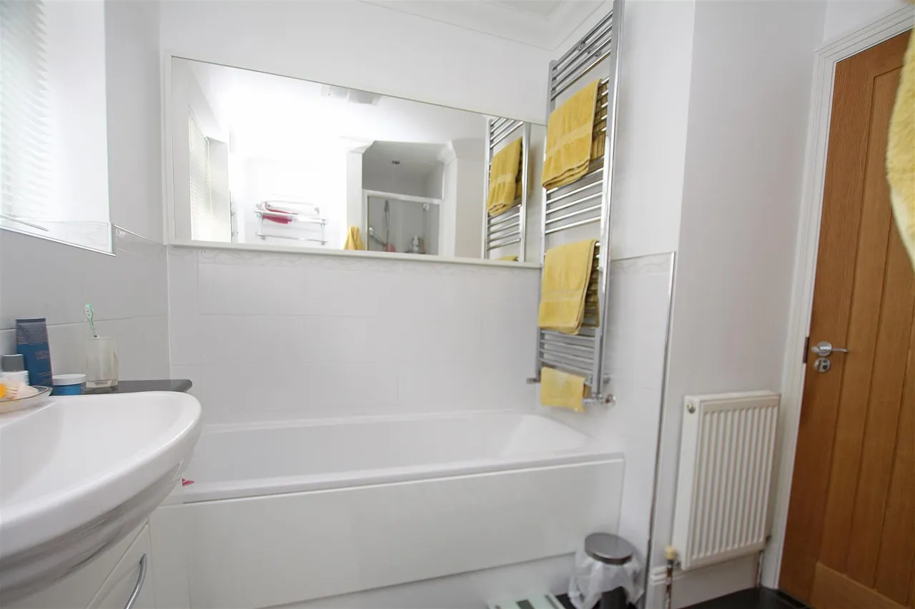 Cheddington Road, Bournemouth, photo 12