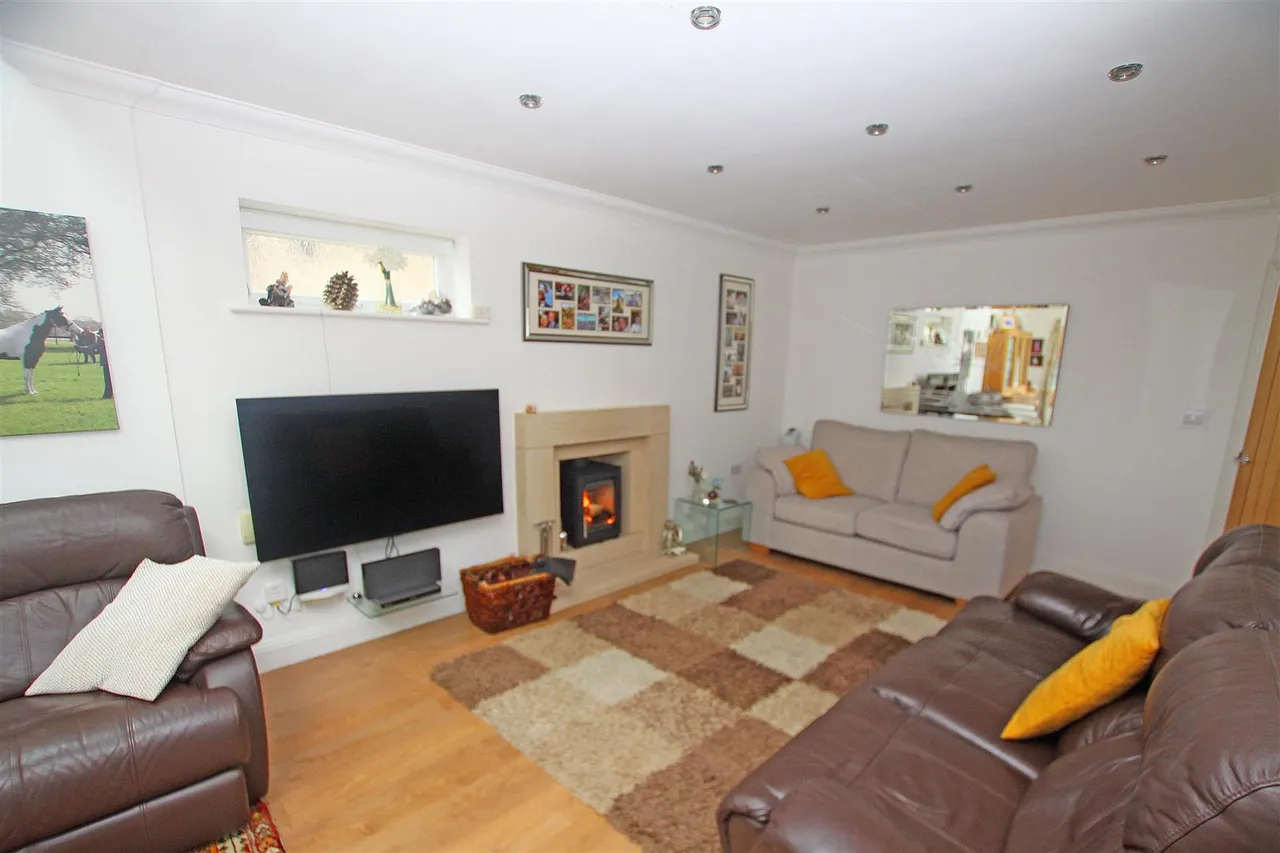 Cheddington Road, Bournemouth, photo 4