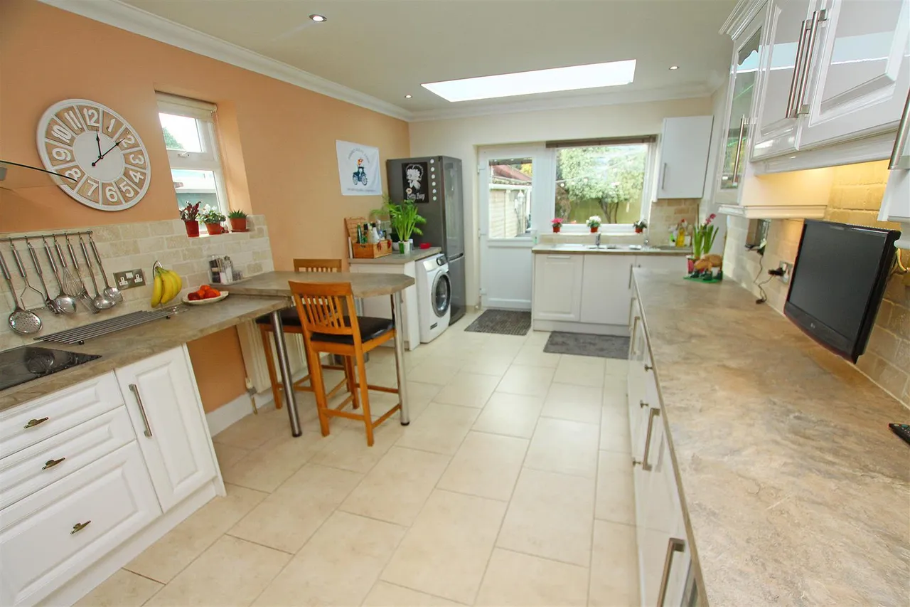 Cheddington Road, Bournemouth, photo 7