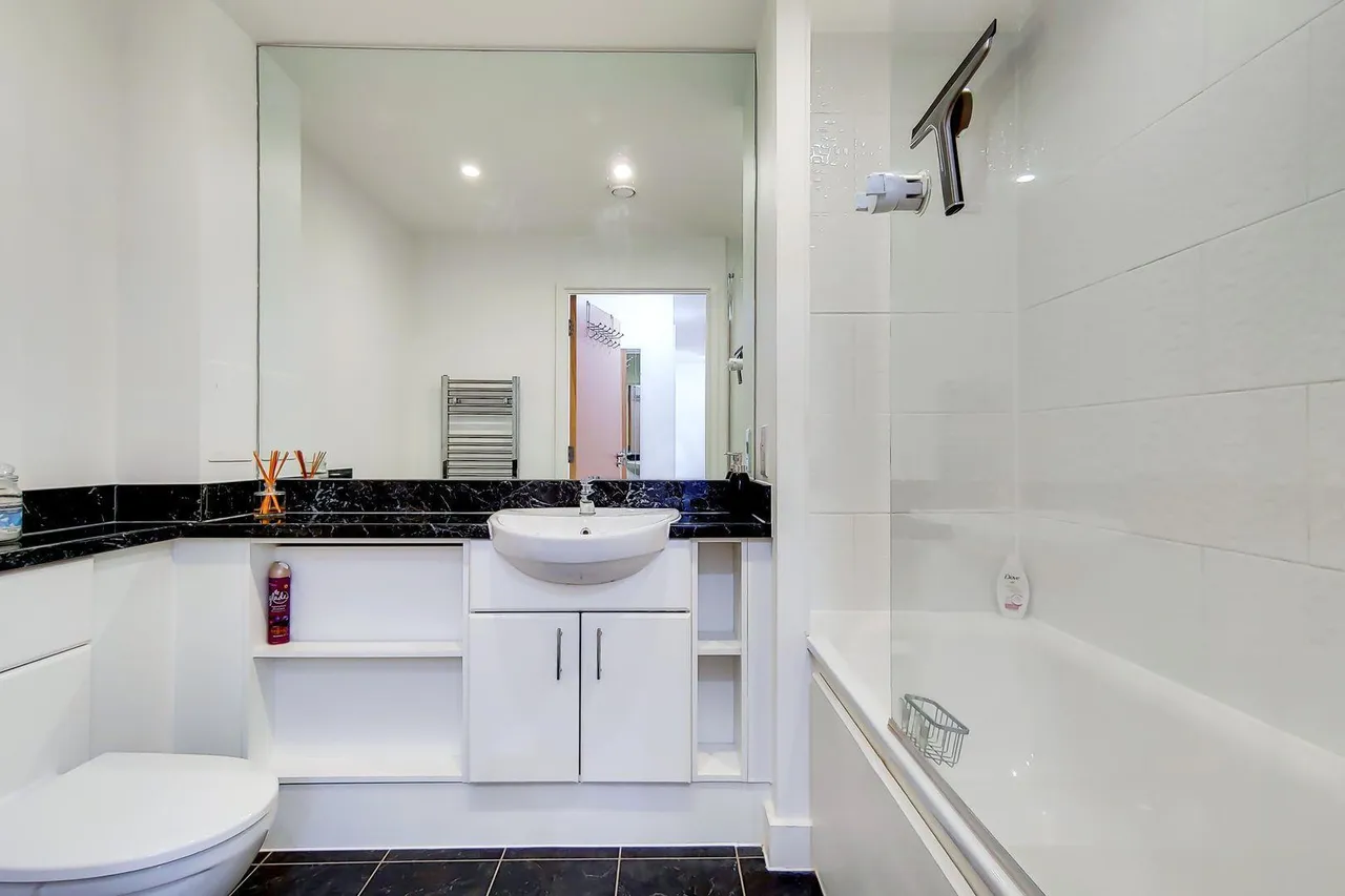 Loampit Vale, Lewisham, SE13, photo 9