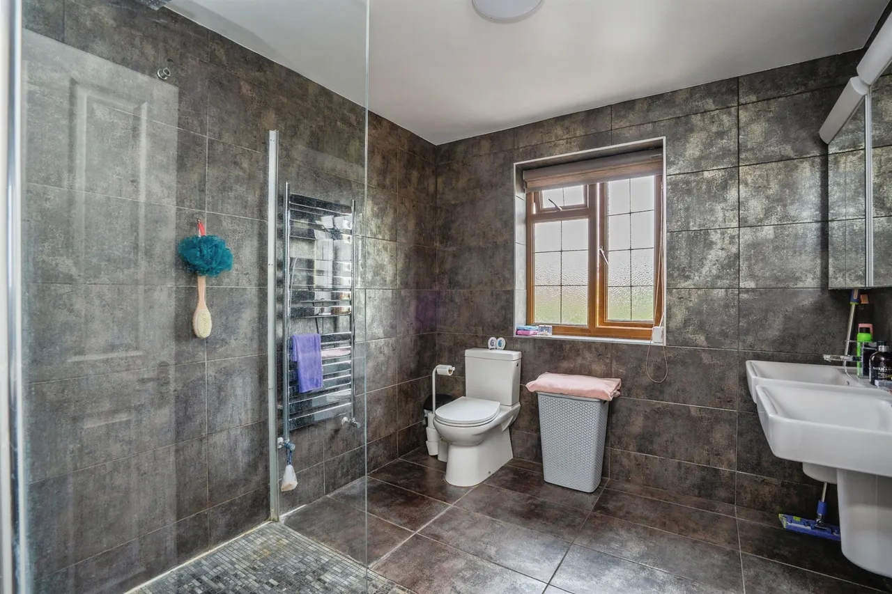 Havant Road, Farlington, PO6, photo 8