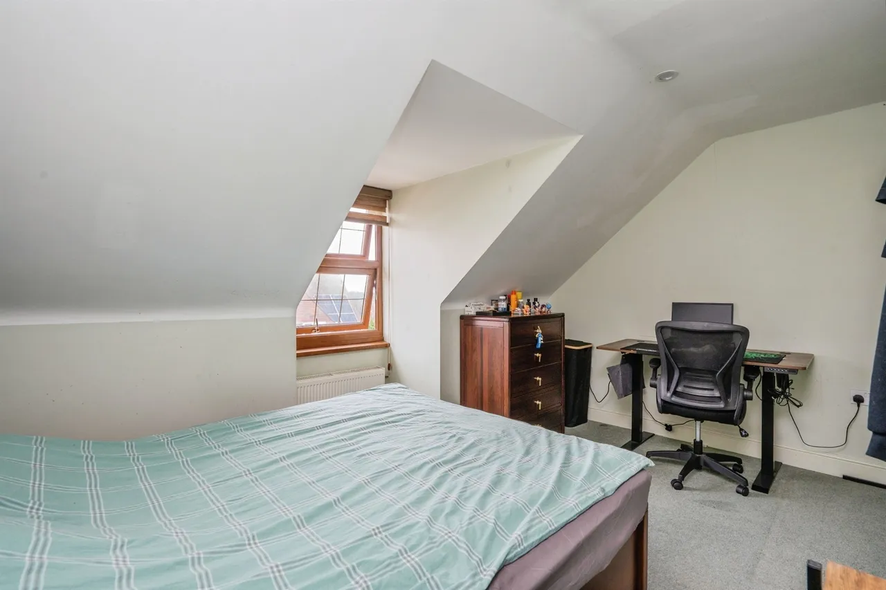 Havant Road, Farlington, PO6, photo 17