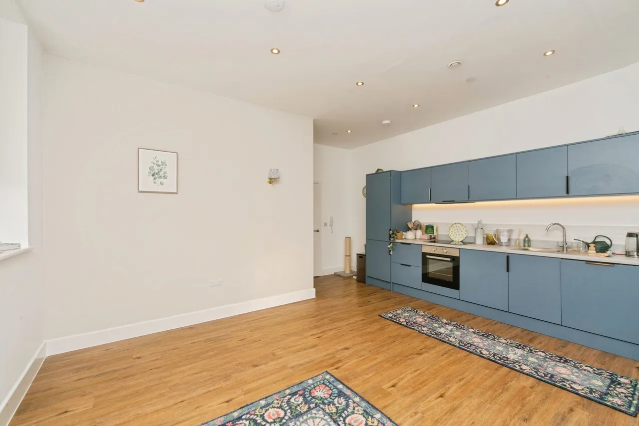 Woodland Road West, Colwyn Bay, LL29, photo 12