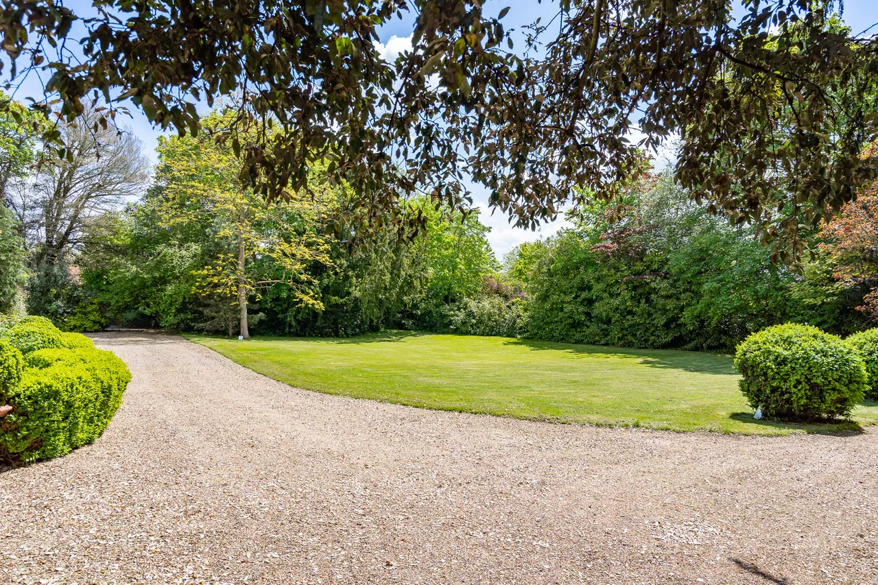The Old Vicarage, Church Road, Boreham, Chelmsford, Essex, CM3 3EG, photo 2