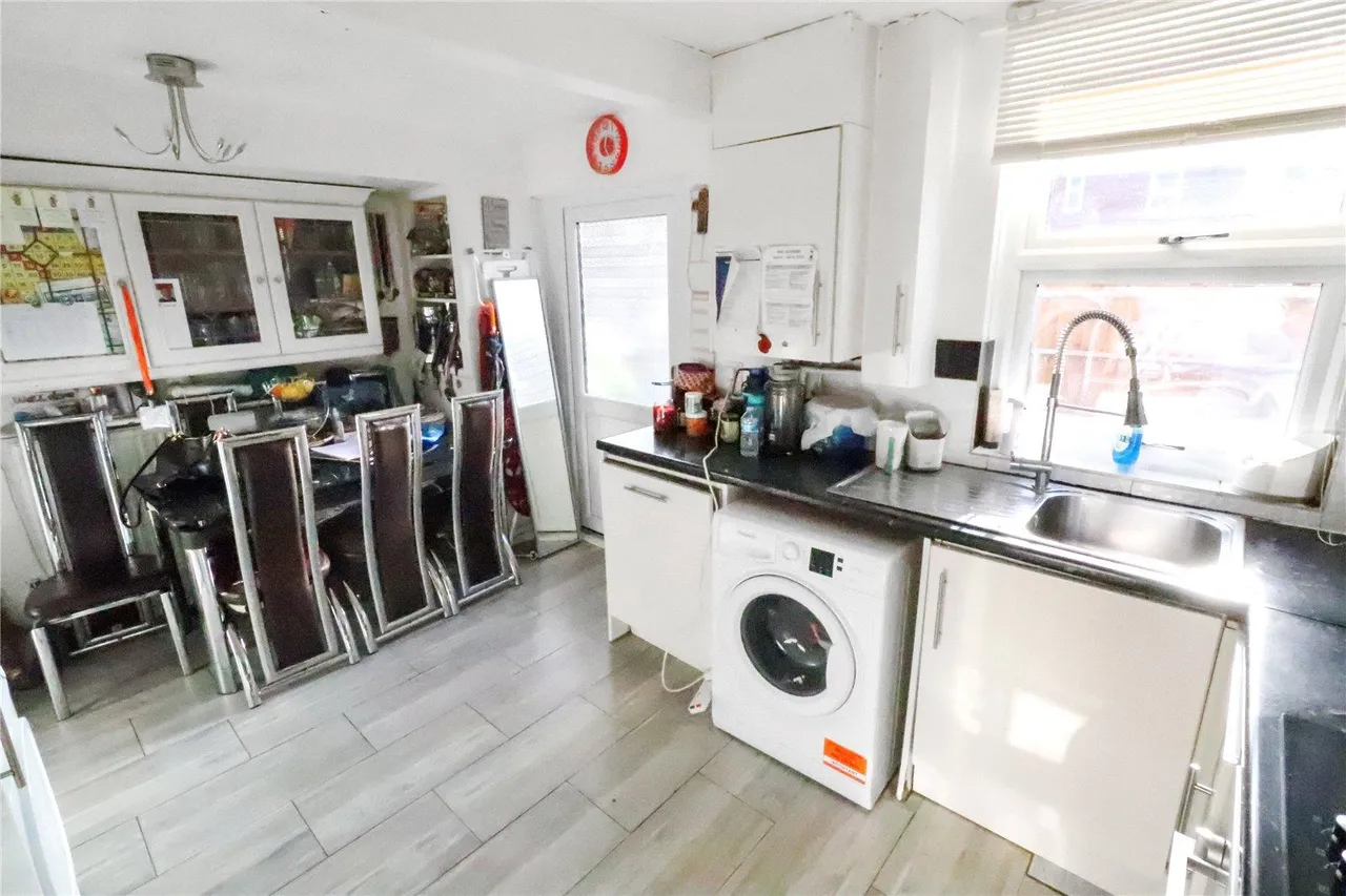 Leatherbottle Green, Erith, DA18, photo 4
