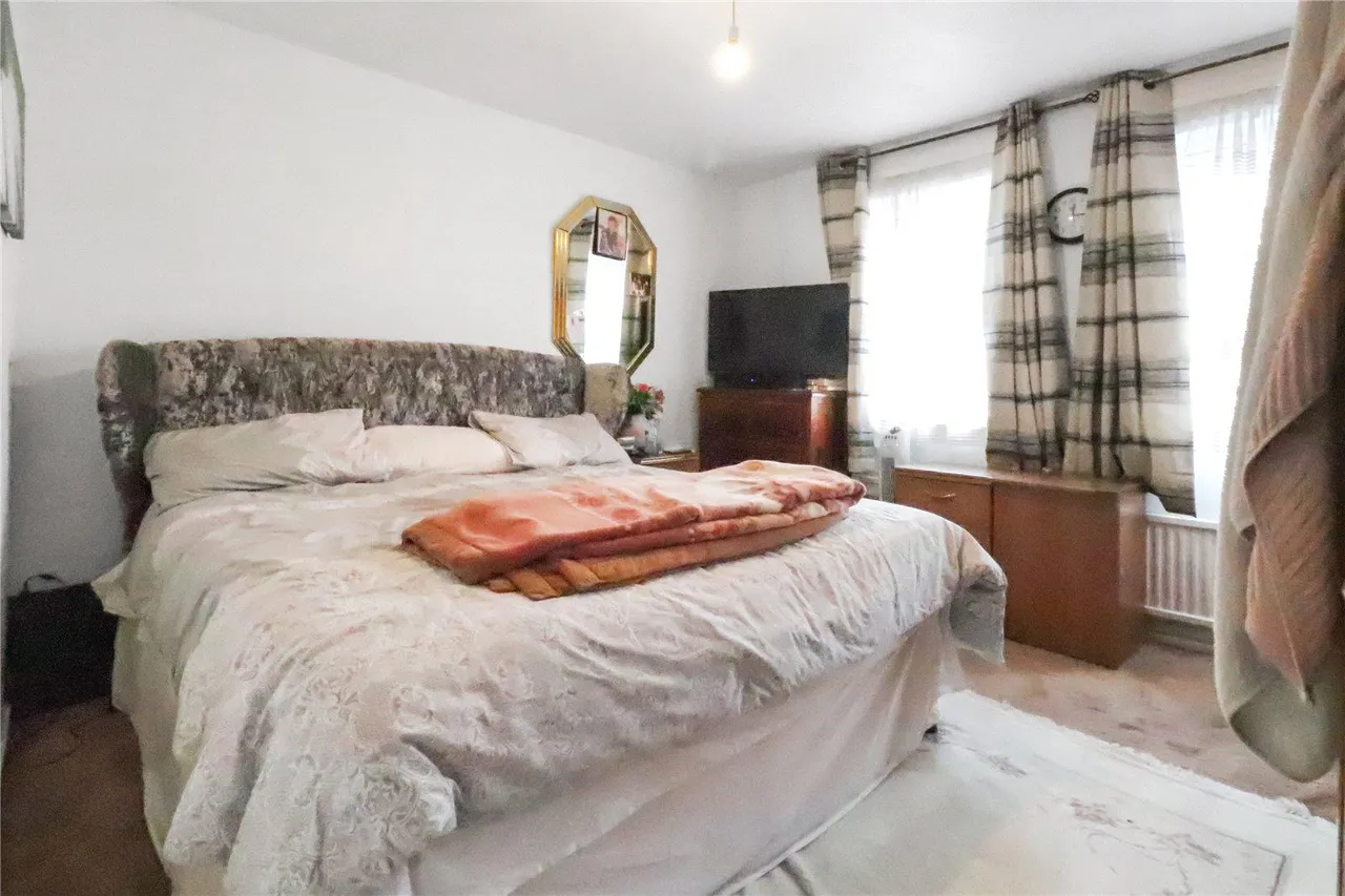 Leatherbottle Green, Erith, DA18, photo 6