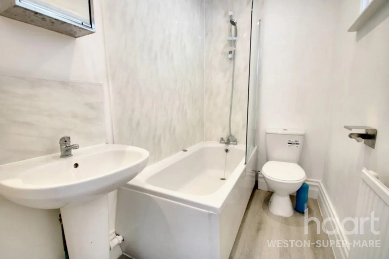 Walliscote Road, BS23, photo 6