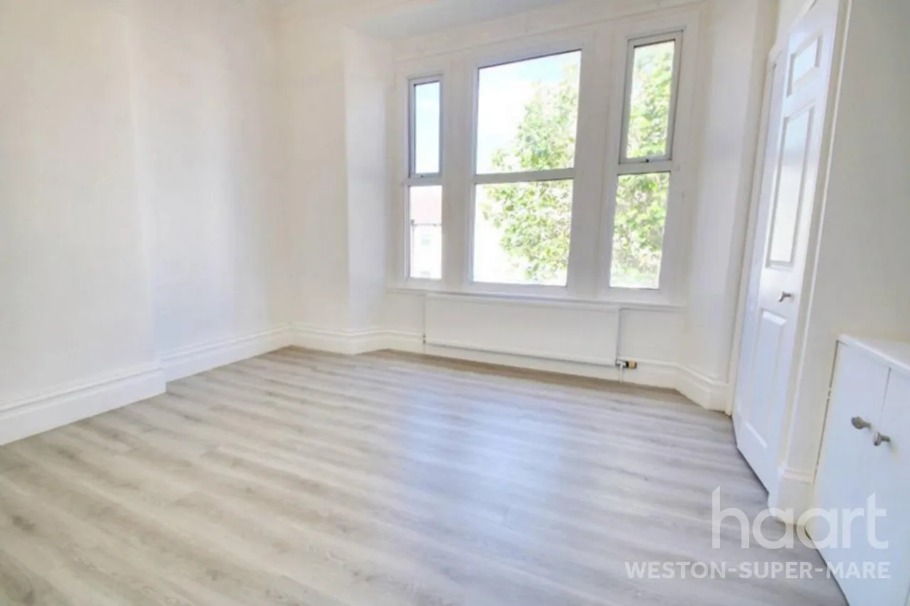 Walliscote Road, BS23, photo 4