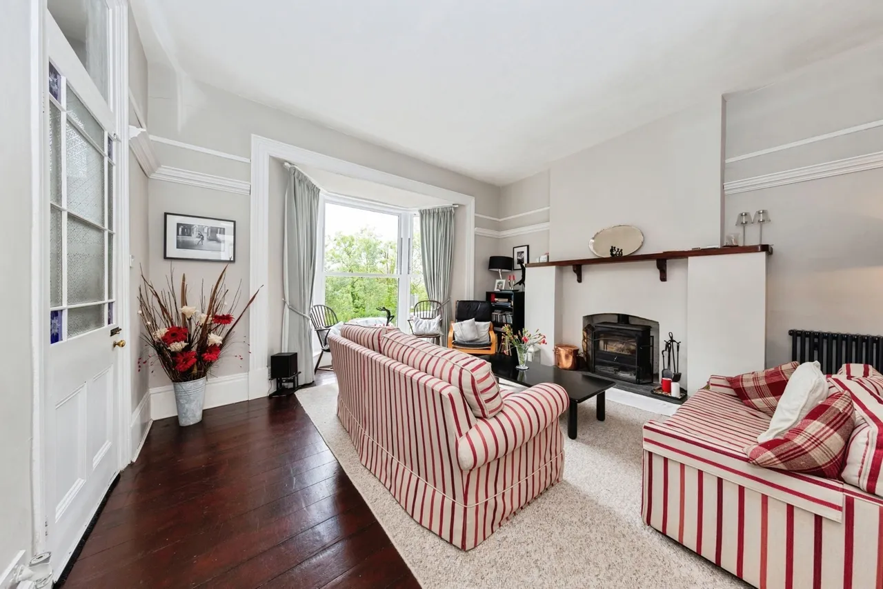 The Esplanade, Carmarthen, SA31, photo 5